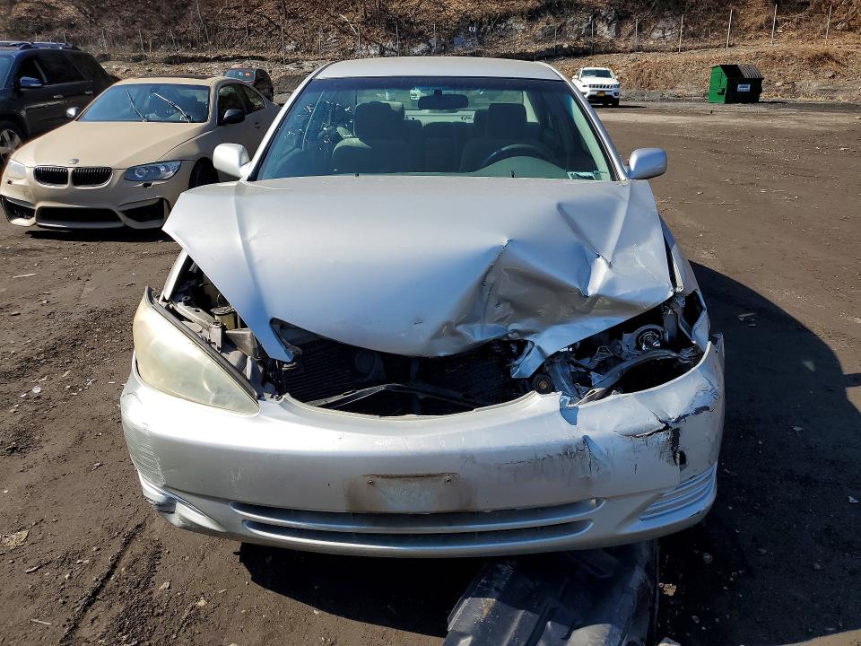 45593006 :رقم المزاد ، 4T1BE32KX3U771309 vin ، 2003 Toyota Camry مزاد بيع