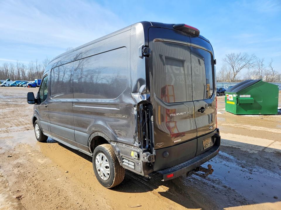 45549216 :رقم المزاد ، 1FTBR1CG2LKA74431 vin ، 2020 Ford Transit مزاد بيع