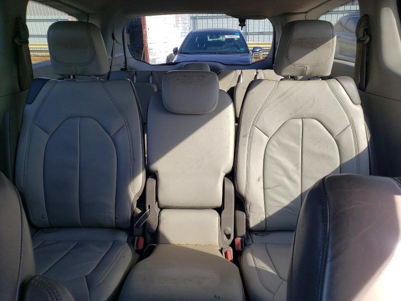 79745005 :رقم المزاد ، 2C4RC1BG3HR538806 vin ، 2017 Chrysler Pacifica مزاد بيع