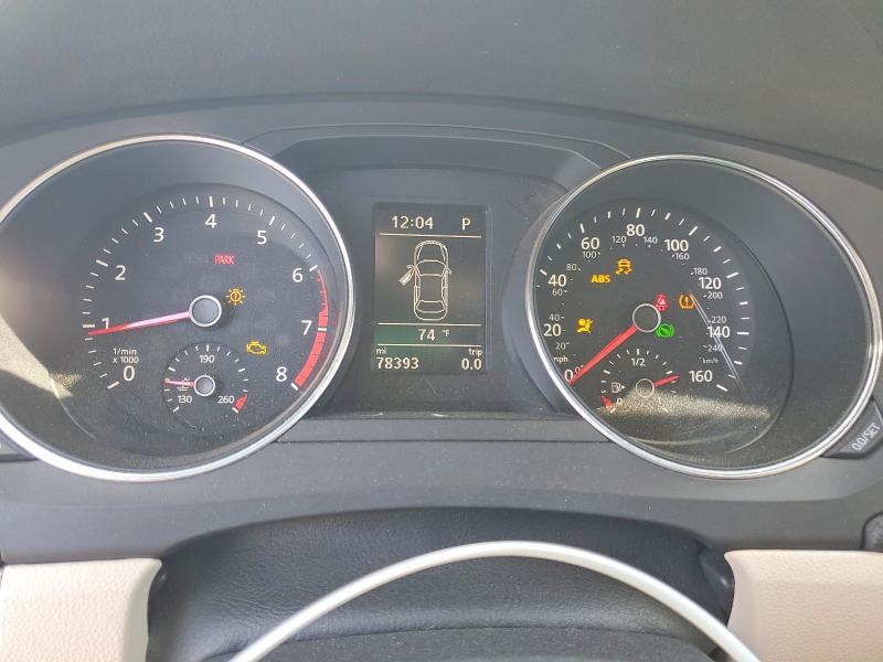 47141266 :رقم المزاد ، 3VWDB7AJ2HM255198 vin ، 2017 Volkswagen Jetta مزاد بيع