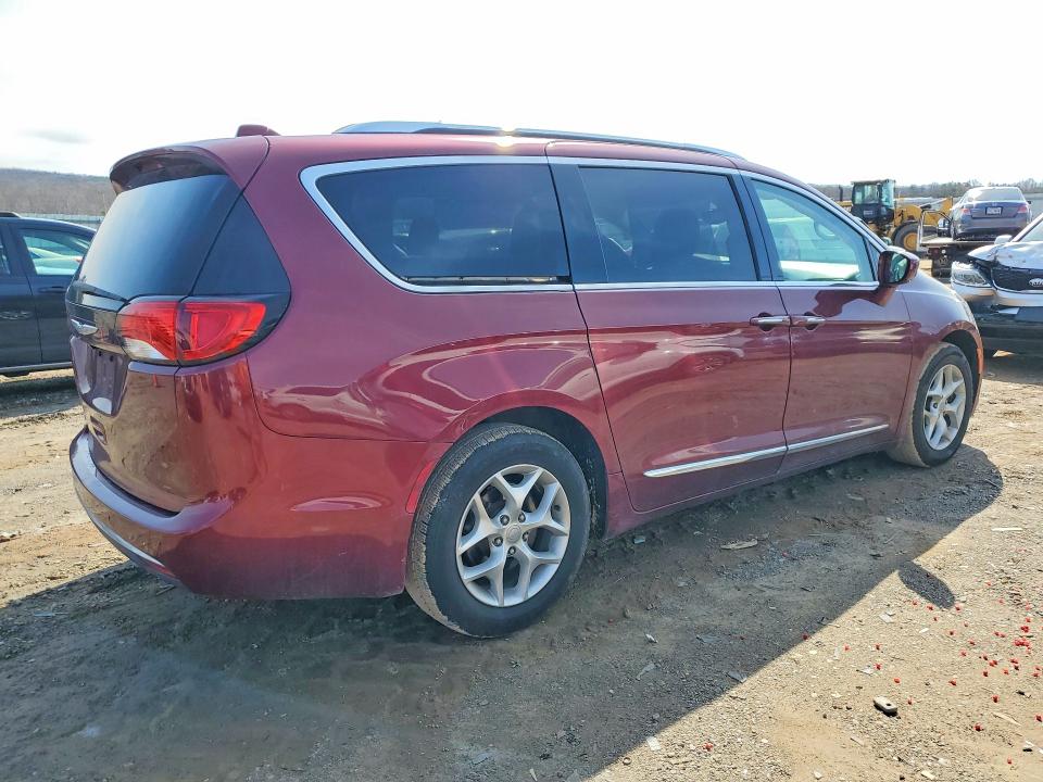 Продажа на аукционе авто 2017 Chrysler Pacifica, vin: 2C4RC1EG6HR846435, номер лота: 45751776