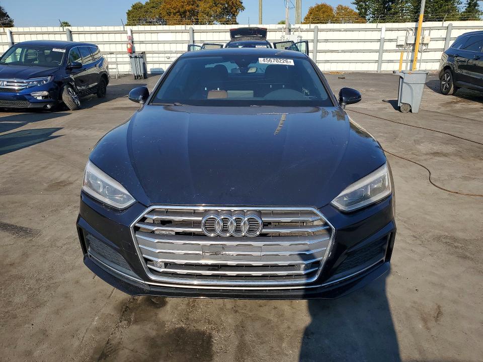 2018 Audi A5 მანქანა იყიდება აუქციონზე, vin: WAUTNAF51JA011086, აუქციონის ნომერი: 45670226