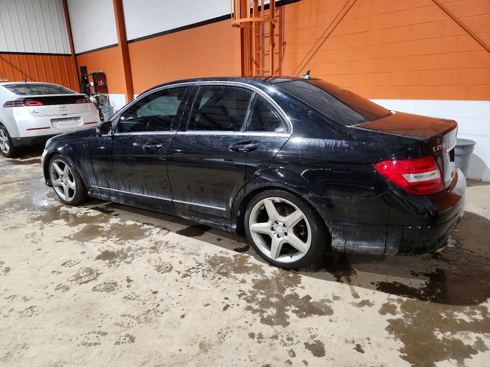 2012 Mercedes-benz C მანქანა იყიდება აუქციონზე, vin: WDDGF8FB4CA686925, აუქციონის ნომერი: 41611466