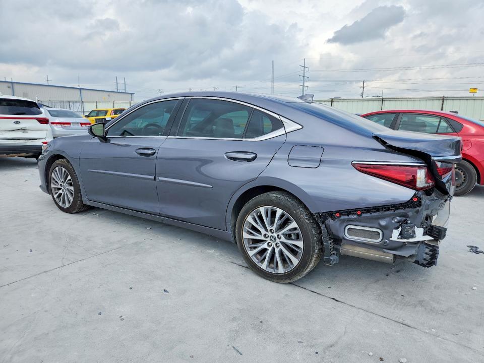 41912606 :رقم المزاد ، 58ADZ1B18MU089340 vin ، 2021 Lexus Es 350 مزاد بيع