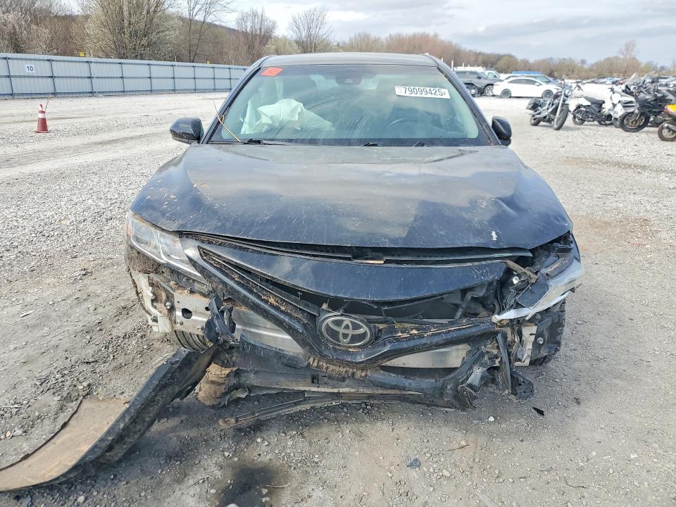 Продаж на аукціоні авто 2018 Toyota Camry, vin: 4T1B11HKXJU661767, номер лоту: 79099425