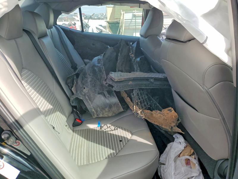 Продаж на аукціоні авто 2018 Toyota Camry, vin: 4T1B11HKXJU661767, номер лоту: 79099425