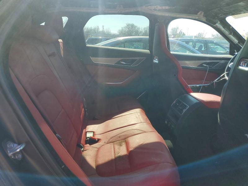 42073836 :رقم المزاد ، SADCT2FU1MA666055 vin ، 2021 Jaguar F-pace مزاد بيع