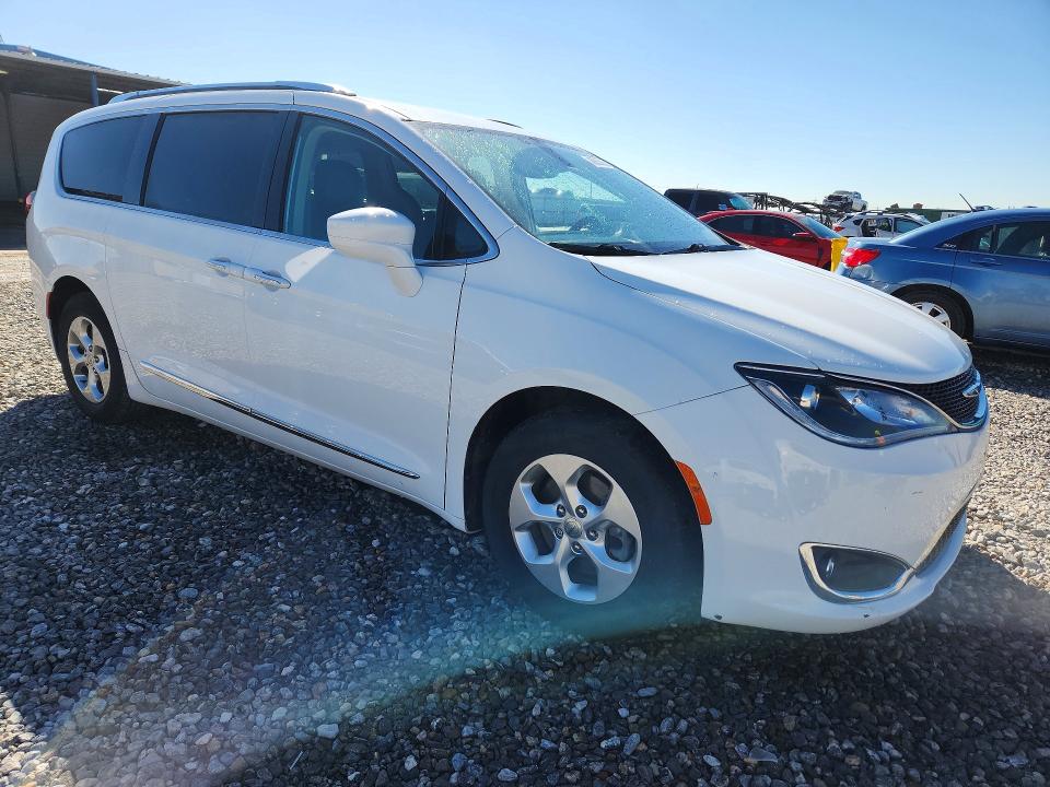 Продажа на аукционе авто 2017 Chrysler Pacifica, vin: 2C4RC1EG1HR764127, номер лота: 79653095