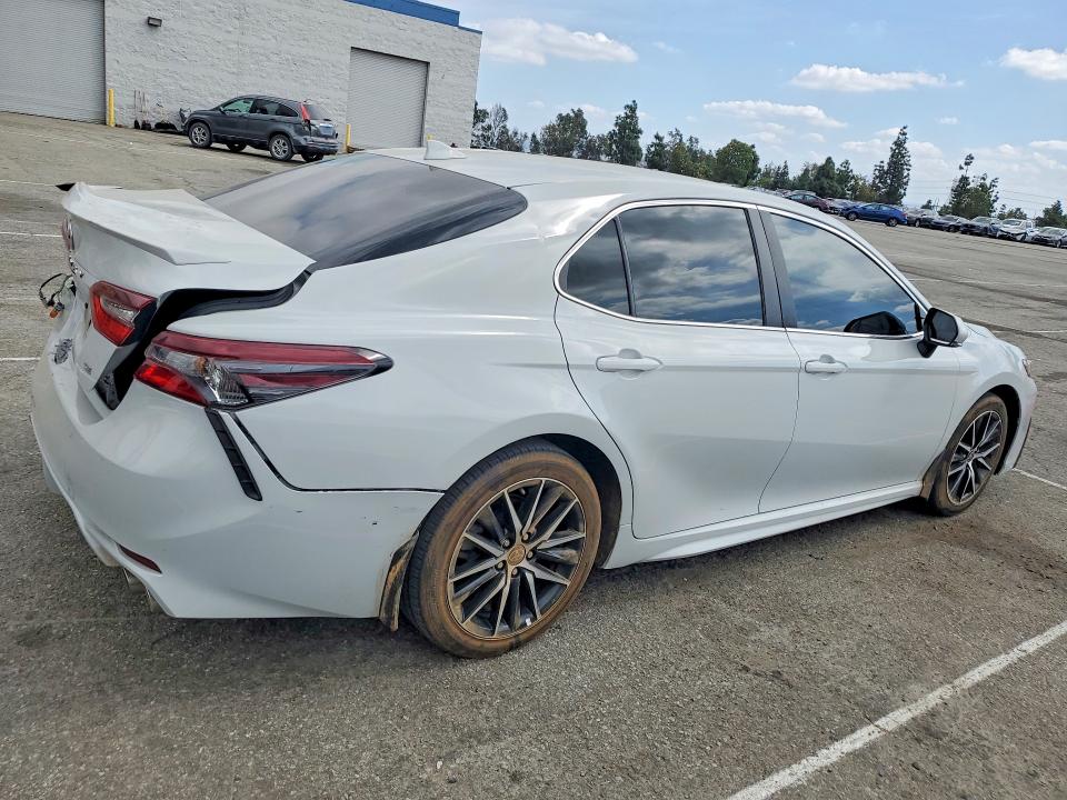 Продажа на аукционе авто 2023 Toyota Camry, vin: 4T1G11AK3PU154038, номер лота: 45450246
