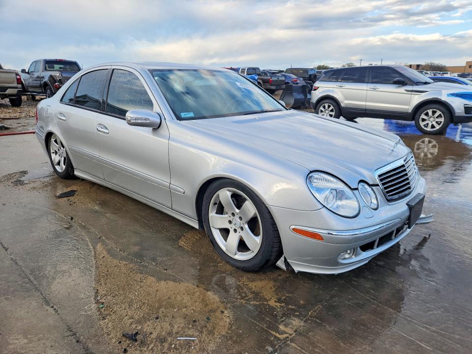 45597806 :رقم المزاد ، WDBUF70J65A649514 vin ، 2005 Mercedes-benz E مزاد بيع