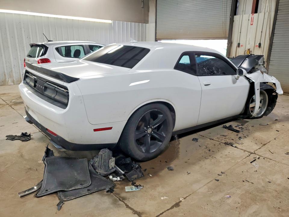 2016 Dodge Challenger მანქანა იყიდება აუქციონზე, vin: 2C3CDZBT7GH232599, აუქციონის ნომერი: 41701506