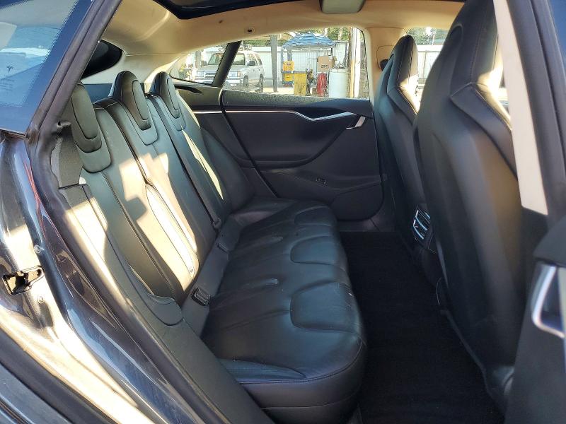 79618435 :رقم المزاد ، 5YJSA1H14EFP56139 vin ، 2014 Tesla Model S مزاد بيع
