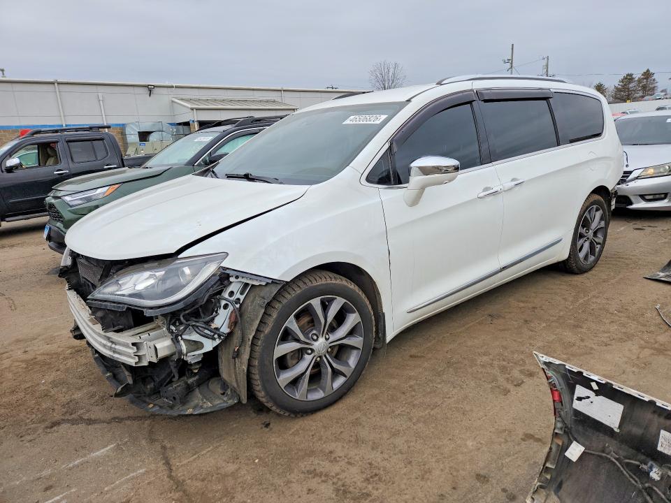 46506826 :رقم المزاد ، 2C4RC1GG5HR544955 vin ، 2017 Chrysler Pacifica مزاد بيع