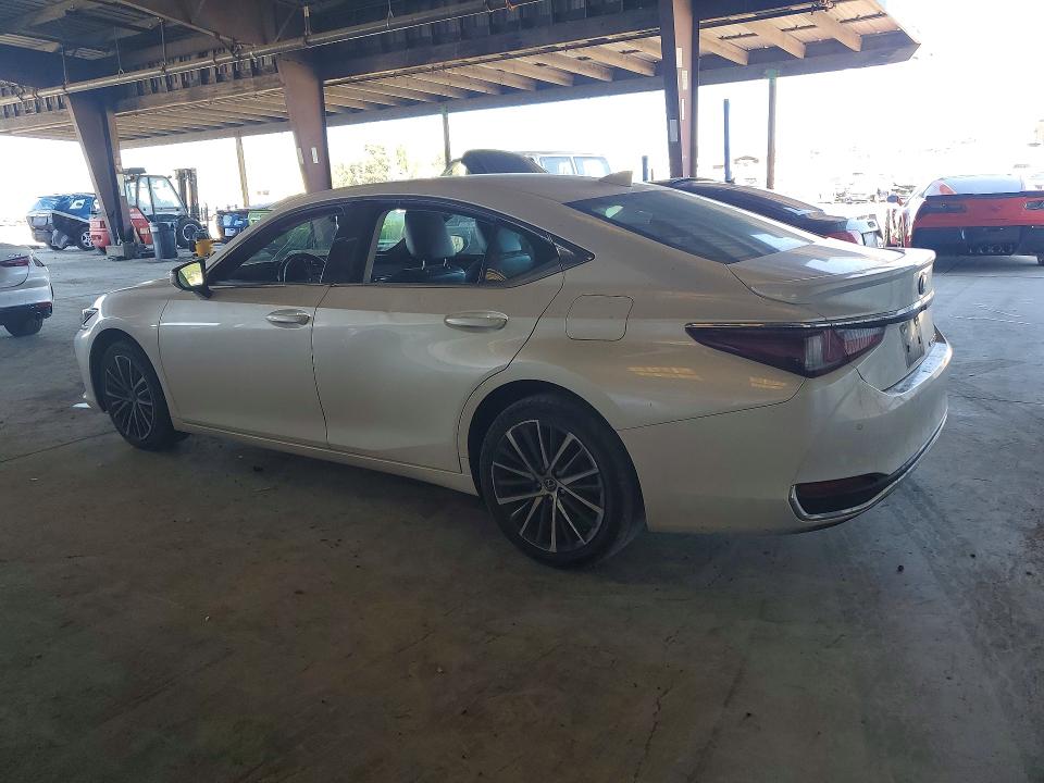 46956576 :رقم المزاد ، 58ADA1C12SU064596 vin ، 2025 Lexus Es 300h مزاد بيع