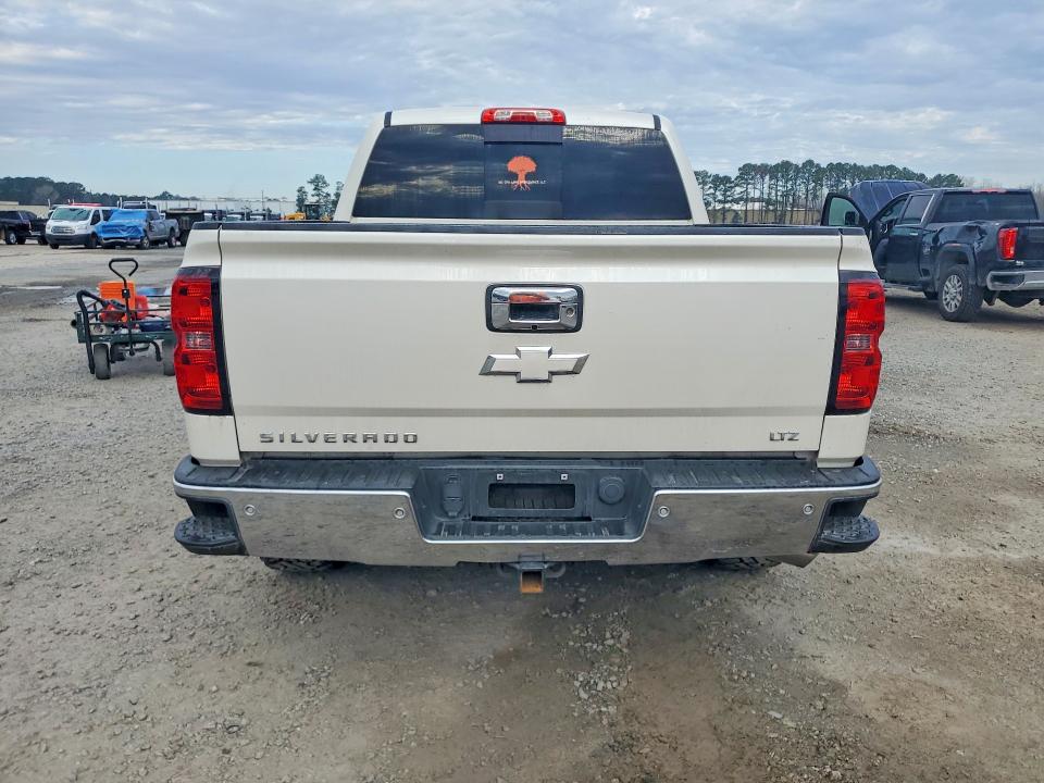 42057286 :رقم المزاد ، 3GCUKSEC9FG183395 vin ، 2015 Chevrolet Silverado مزاد بيع