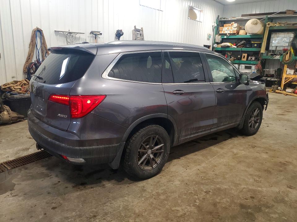 46480886 :رقم المزاد ، 5FNYF6H71HB509307 vin ، 2017 Honda Pilot مزاد بيع
