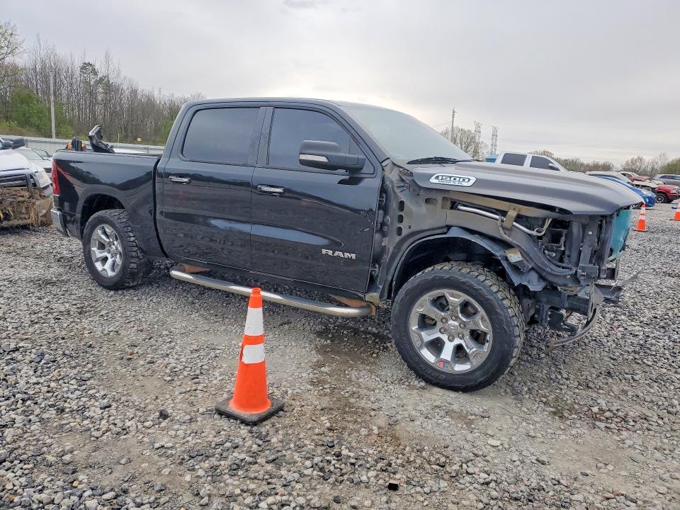 46097326 :رقم المزاد ، 1C6SRFFT2KN516733 vin ، 2019 Ram 1500 مزاد بيع