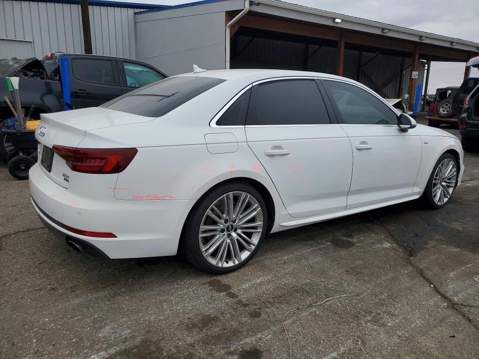 2018 Audi A4 მანქანა იყიდება აუქციონზე, vin: WAULMAF40JA145825, აუქციონის ნომერი: 46927916