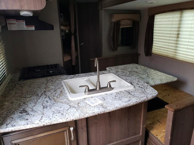 Продажа на аукционе авто 2018 Kyrv Passport, vin: 4YDT24022JX415682, номер лота: 47716736
