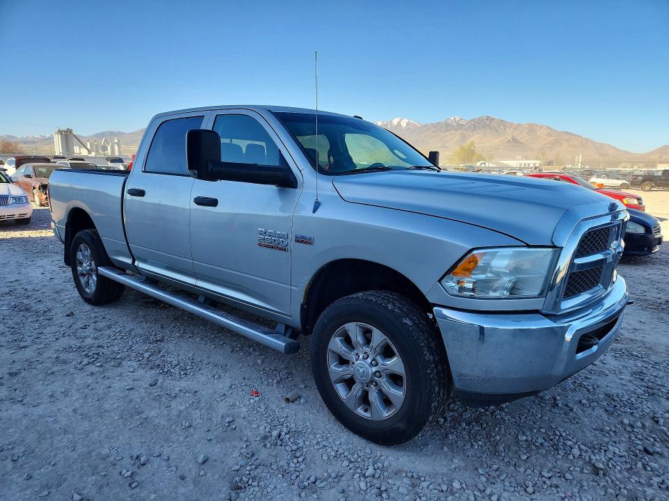 47542856 :رقم المزاد ، 3C6TR5DT5DG547505 vin ، 2013 Ram 2500 مزاد بيع
