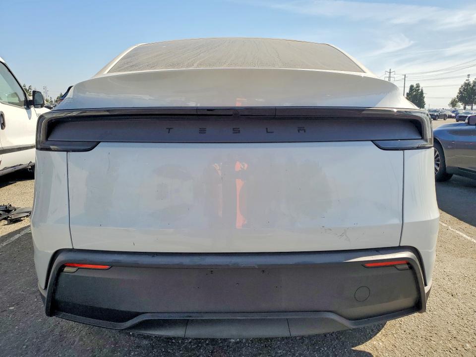 Продажа на аукционе авто 2026 Tesla Model Y, vin: 7SAYGDED9TF560092, номер лота: 47449216
