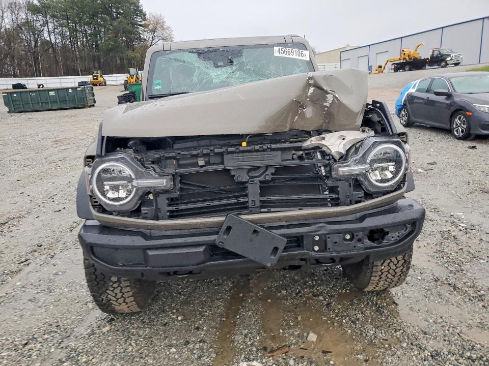 45669106 :رقم المزاد ، 1FMDE6AH0SLA82061 vin ، 2025 Ford Bronco مزاد بيع