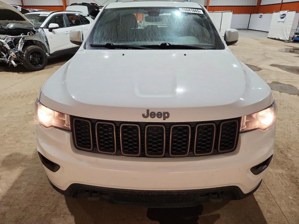 79641665 :رقم المزاد ، 1C4RJFAG9HC692904 vin ، 2017 Jeep Grand Cherokee Lared مزاد بيع