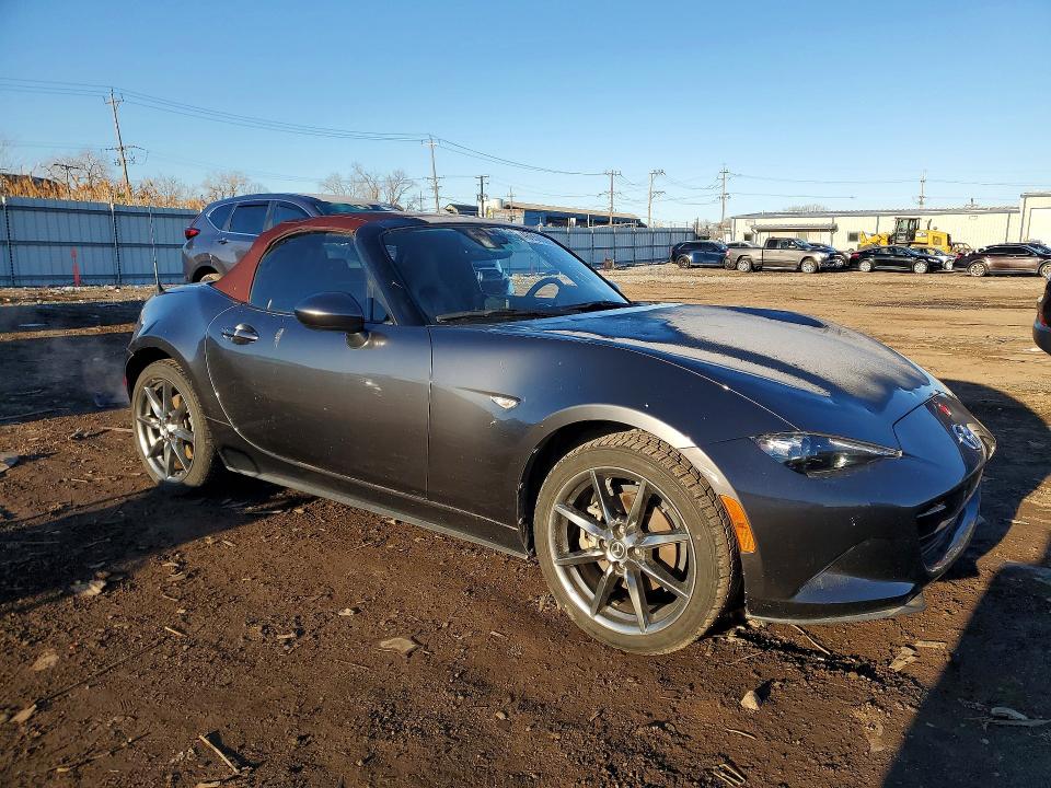 46959596 :رقم المزاد ، JM1NDAD73J0203456 vin ، 2018 Mazda Mx-5 Miata مزاد بيع