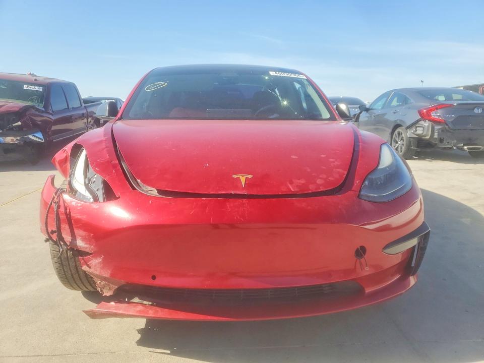 46090966 :رقم المزاد ، 5YJ3E1EA8MF907401 vin ، 2021 Tesla Model 3 مزاد بيع
