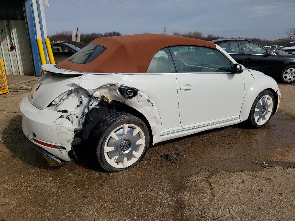 46750256 :رقم المزاد ، 3VW5DAAT5KM500936 vin ، 2019 Volkswagen Beetle مزاد بيع