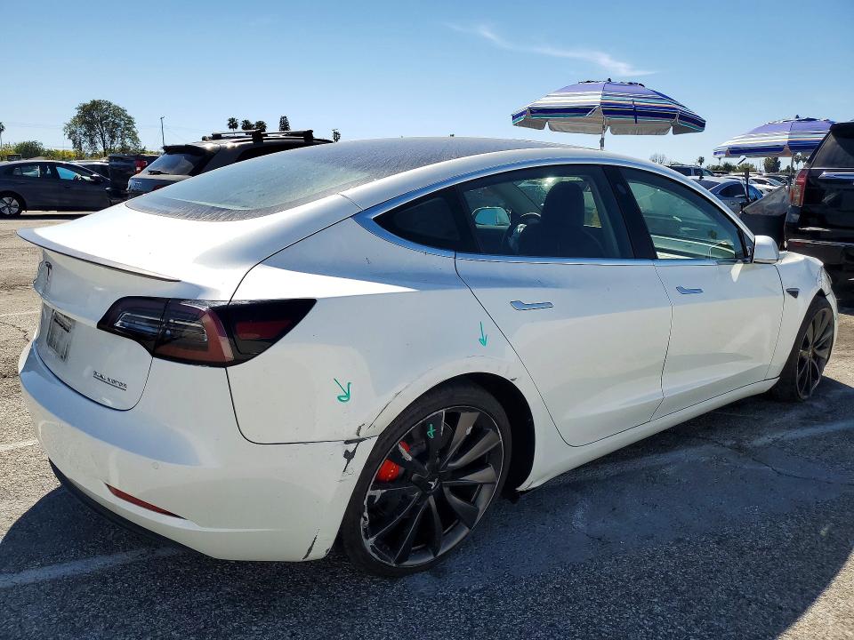 2020 Tesla Model 3 მანქანა იყიდება აუქციონზე, vin: 5YJ3E1ECXLF624398, აუქციონის ნომერი: 41720486
