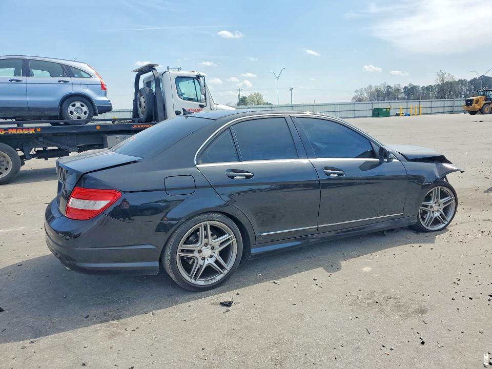Продаж на аукціоні авто 2011 Mercedes-benz C, vin: WDDGF5EB9BA473273, номер лоту: 45851316