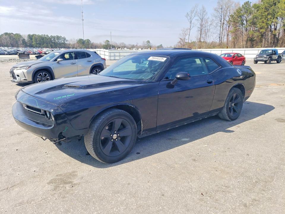 79444225 :رقم المزاد ، 2C3CDZAG1JH236045 vin ، 2018 Dodge Challenger مزاد بيع
