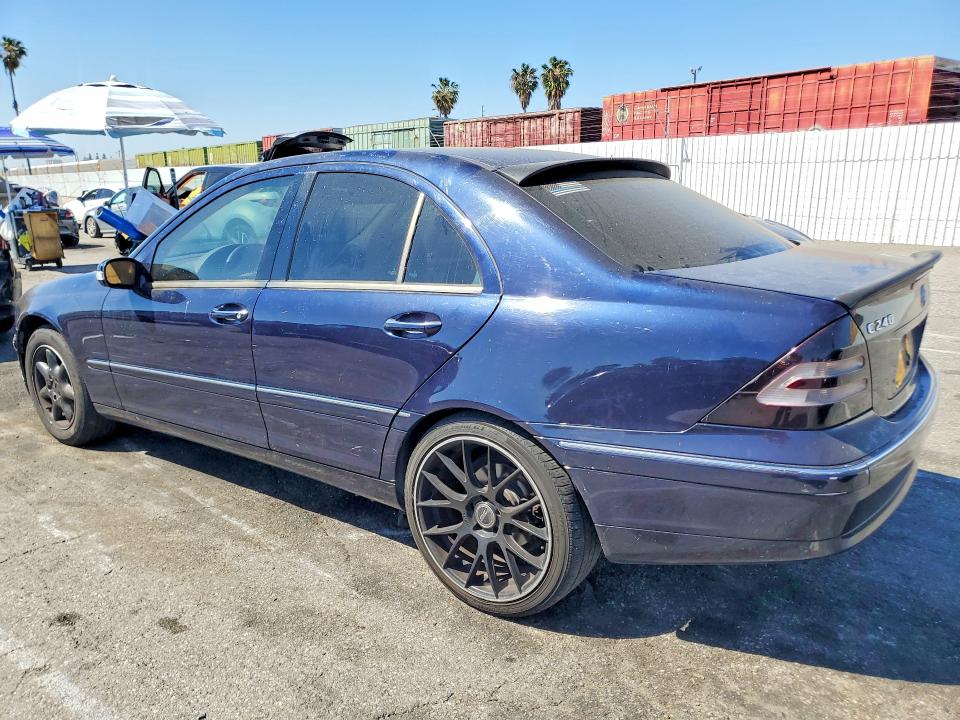 Продажа на аукционе авто 2002 Mercedes-benz C, vin: WDBRF61J92F139896, номер лота: 47267576