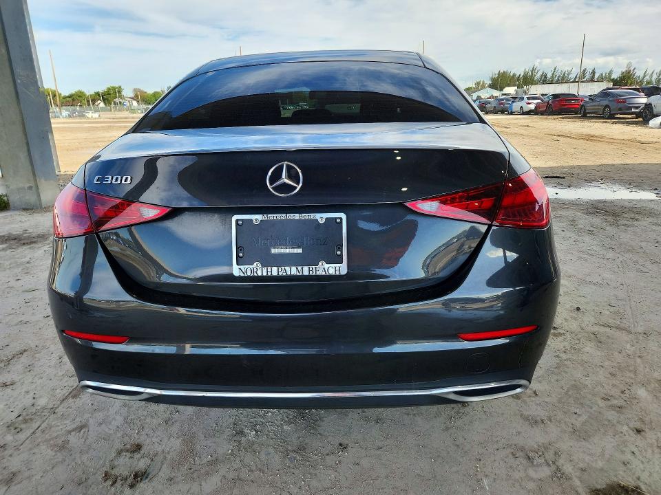 46235026 :رقم المزاد ، W1KAF4GB1NR015827 vin ، 2022 Mercedes-benz C مزاد بيع
