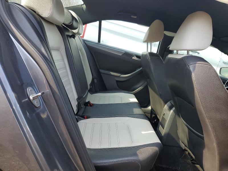 46089696 :رقم المزاد ، 3VWD17AJXGM248470 vin ، 2016 Volkswagen Jetta مزاد بيع