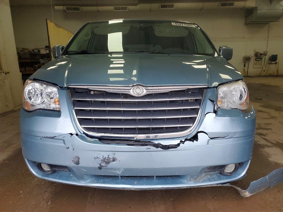 45471526 :رقم المزاد ، 2A8HR54P58R773408 vin ، 2008 Chrysler Town & Country مزاد بيع