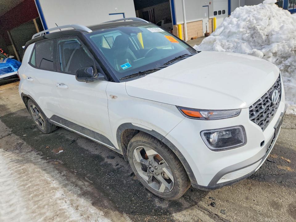 Продажа на аукционе авто 2024 Hyundai Venue, vin: KMHRC8A39RU296885, номер лота: 77178545