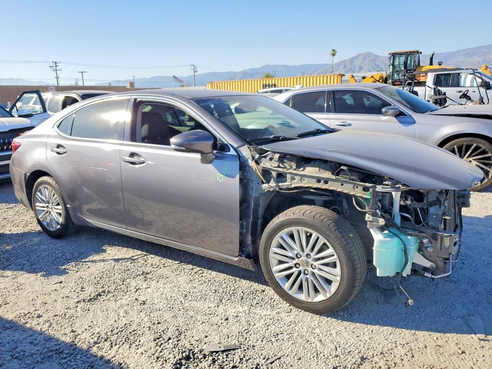 46666976 :رقم المزاد ، JTHBK1GG1F2186185 vin ، 2015 Lexus Es 350 مزاد بيع