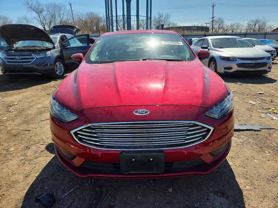 47010326 :رقم المزاد ، 3FA6P0HD7HR347629 vin ، 2017 Ford Fusion مزاد بيع