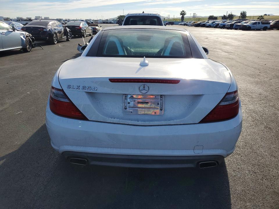 47356366 :رقم المزاد ، WDDPK4HA9EF094757 vin ، 2014 Mercedes-benz Slk مزاد بيع