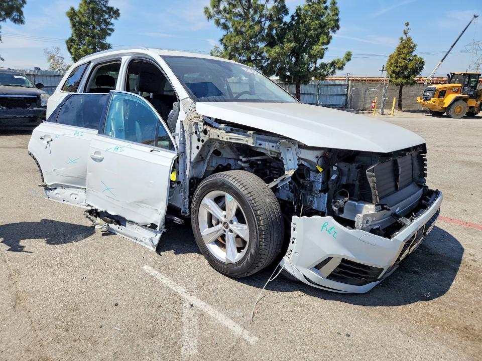 47752226 :رقم المزاد ، WA1LCBF7XPD009483 vin ، 2023 Audi Q7 مزاد بيع