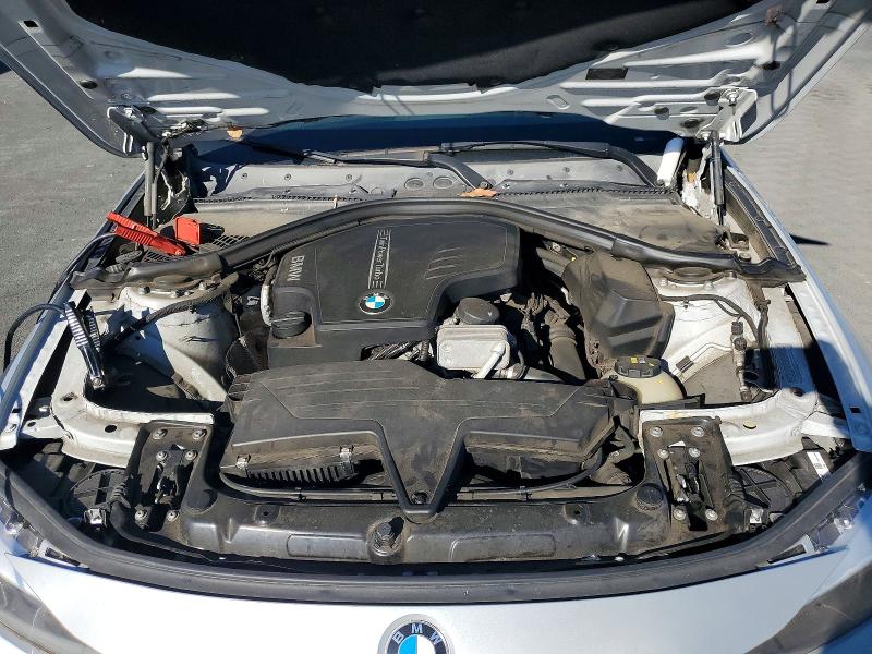 2015 Bmw 320 მანქანა იყიდება აუქციონზე, vin: WBA3B1G59FNT64621, აუქციონის ნომერი: 46756366