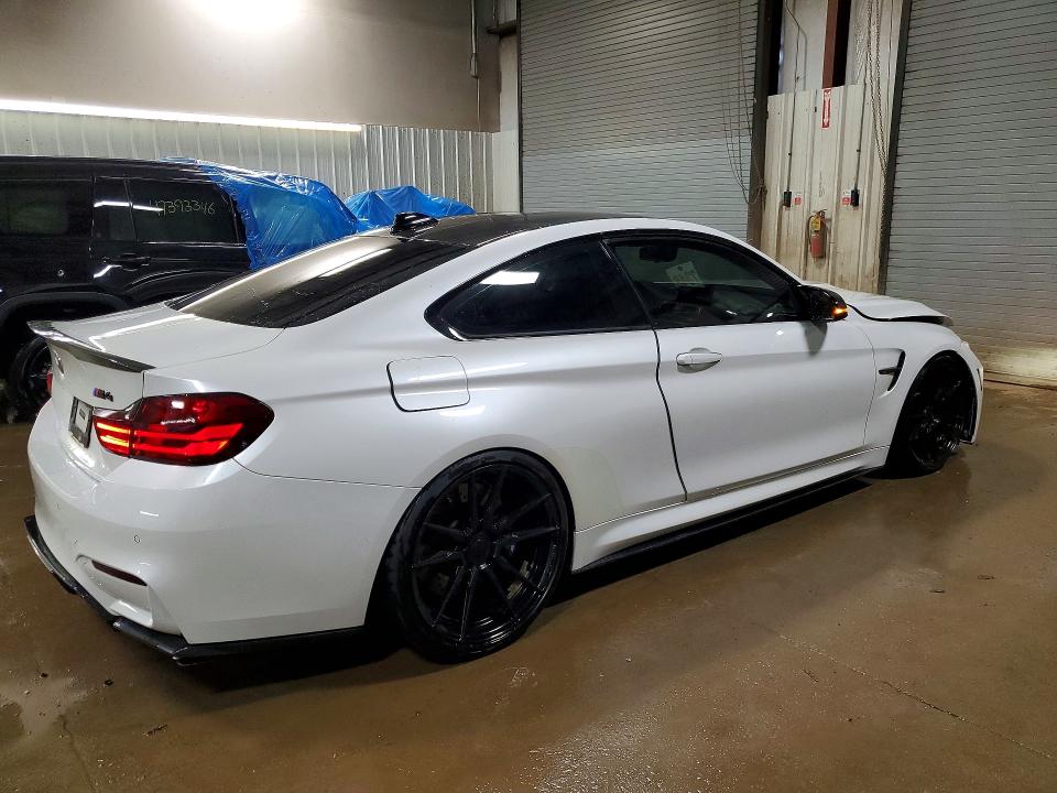 47640726 :رقم المزاد ، WBS3R9C53GK335596 vin ، 2016 Bmw M4 مزاد بيع