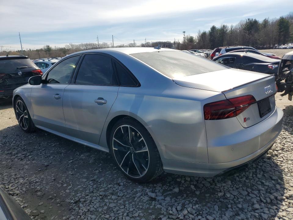 2017 Audi S8 მანქანა იყიდება აუქციონზე, vin: WUAJ5AFD0HN900064, აუქციონის ნომერი: 47042076