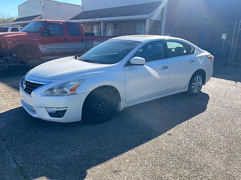 Продажа на аукционе авто 2013 Nissan Altima, vin: 1N4BL3AP4DC211404, номер лота: 46391076