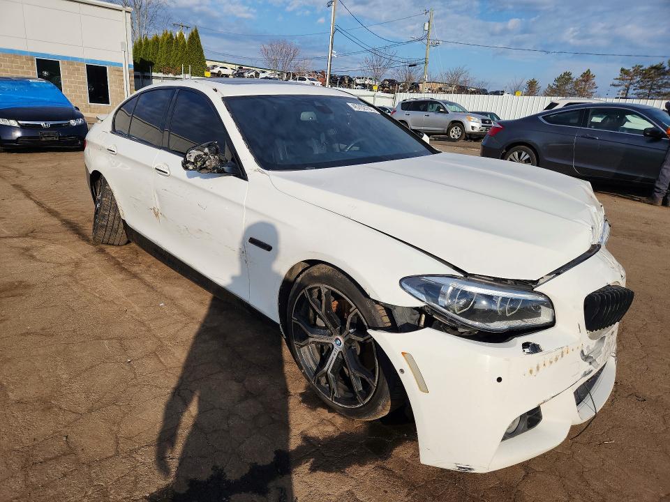 45702796 :رقم المزاد ، WBAKP9C56GD981029 vin ، 2016 Bmw 550 مزاد بيع