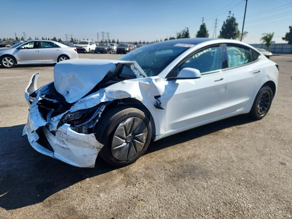 Продажа на аукционе авто 2025 Tesla Model 3, vin: 5YJ3E1EA4SF135878, номер лота: 47136716