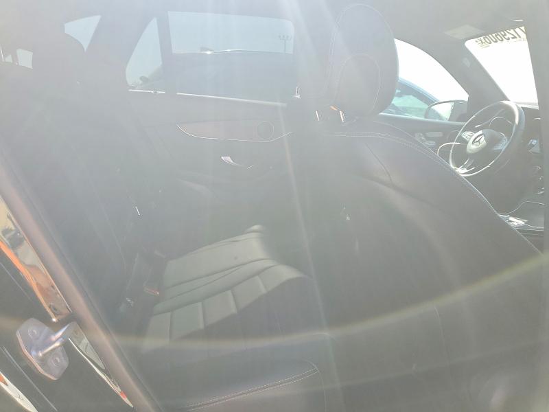 47129606 :رقم المزاد ، WDC0G4JB6JV079787 vin ، 2018 Mercedes-benz Glc مزاد بيع