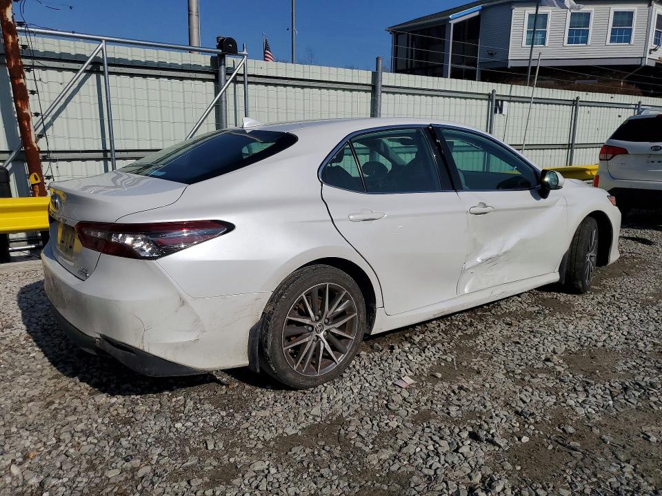 Aukcja sprzedaży 2023 Toyota Camry Hybrid, vin: 4T1F31AK9PU617631, numer aukcji: 47792626